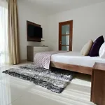 Quisisana - Cast Renting Διαμέρισμα