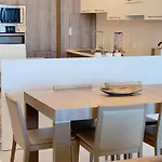 Quisisana - Cast Renting * Sliema