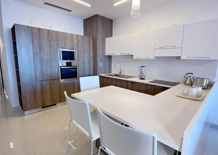 Quisisana - Cast Renting *