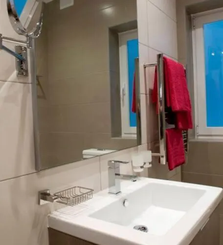 Quisisana - Cast Renting Apartament Sliema