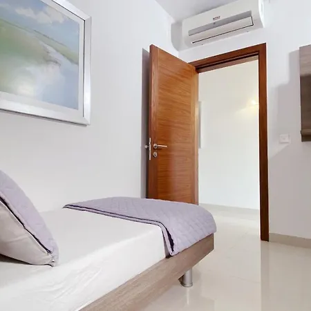 Quisisana - Cast Renting Apartamento *