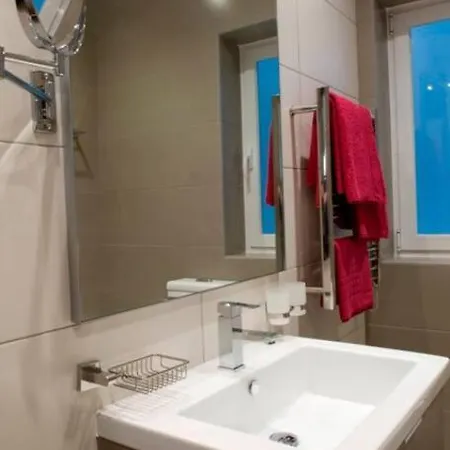 Quisisana - Cast Renting Apartamento Sliema